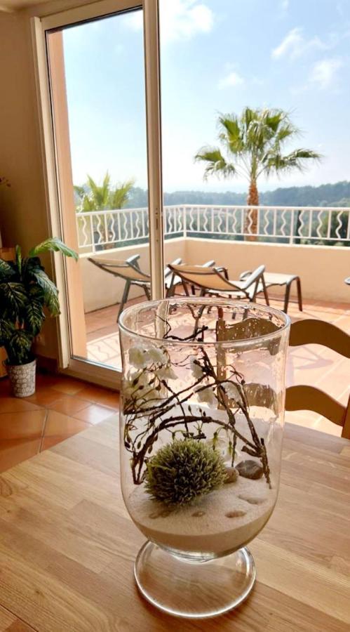 Hameau Des Amandiers Vue Mer - Piscine, Golf Et Tennis Prive Saint-Cyr-sur-Mer Exterior foto